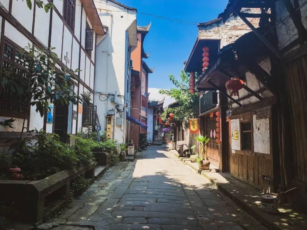 60KG自动上袋重力式包装机